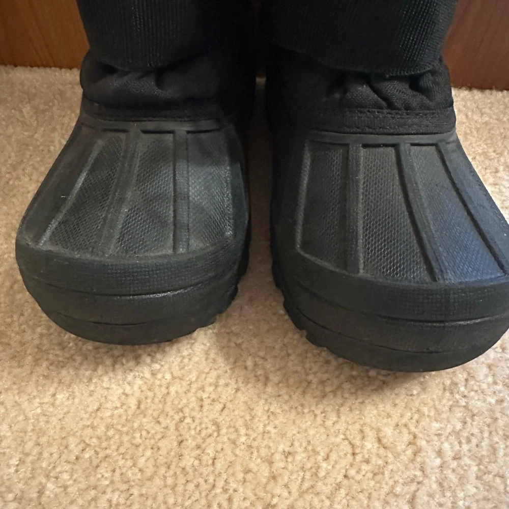 Black Winter Snow Boots - Picture 3 of 6
